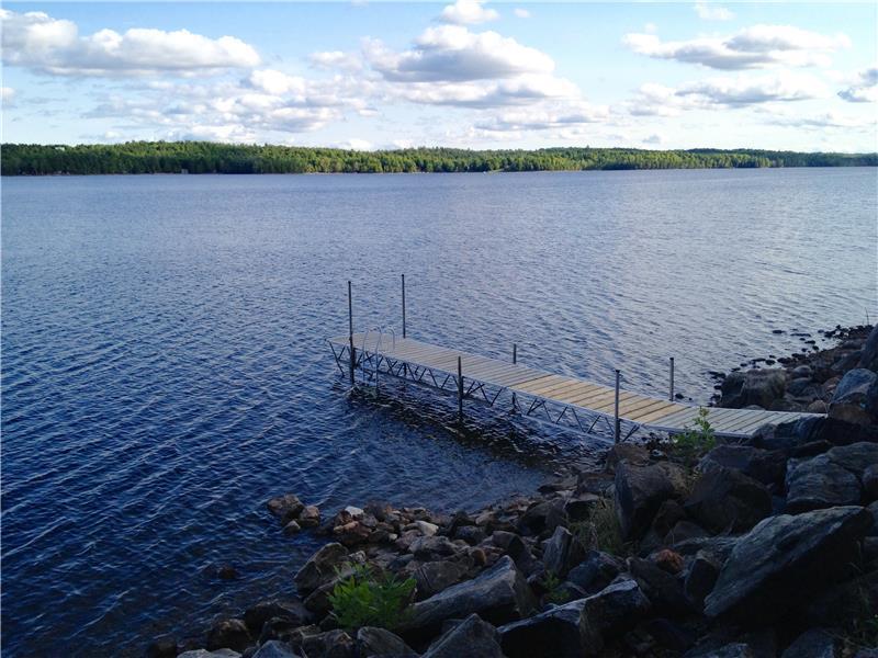 Maple Hollow Dalhousie Lake Perth Cottage Rental DI15816