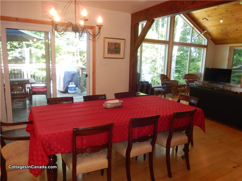 Beautiful Haliburton Cottage with Haliburton Cottage Rental DI16074 CottagesInCanada