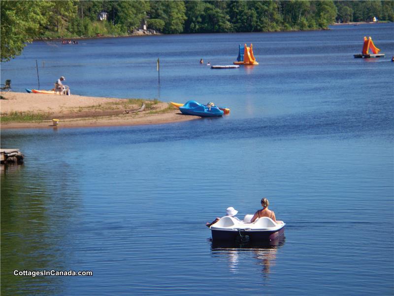 BEACH-WATERFRONT.  Cottages beachfront,shallow entry, use of paddleboats,kayaks,canoes