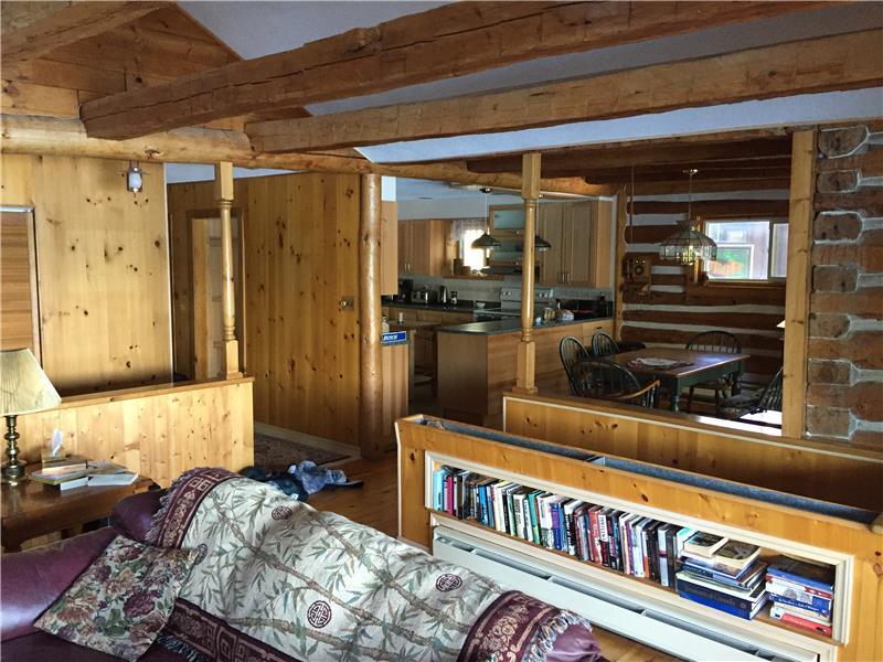 Buck Lake Lodge Perth Road Cottage Rental GL17155 CottagesInCanada