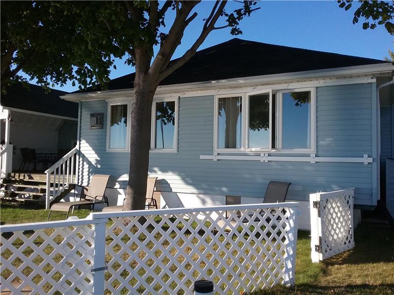 Sandyview Cottage. July and August Dunnville Cottage Rental DI