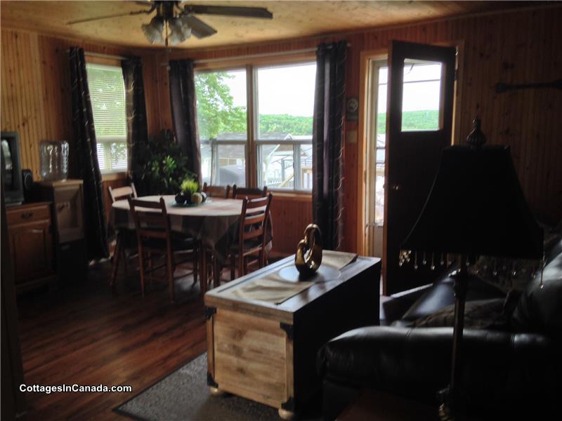 Cozy Commanda Lake Cottages (4 Restoule Cottage Rental DI17674