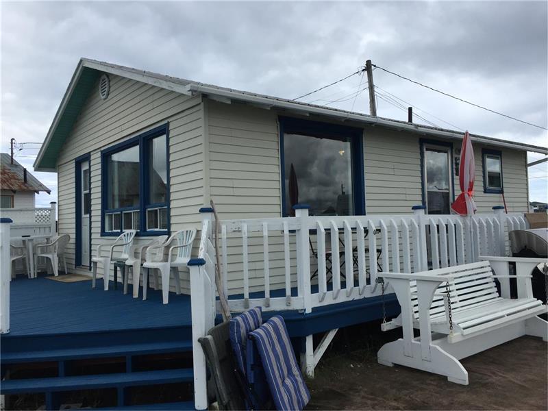 East coast cottage Beresford Cottage Rental GL17902 CottagesInCanada