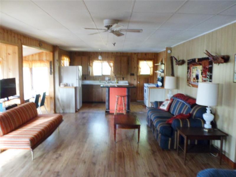kashcottage Northbrook Cottage Rental GL17954 CottagesInCanada