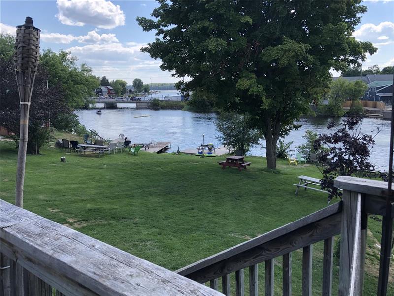 BALSAM LAKE Cottage 5Bdr Coboconk Cottage Rental DI18004