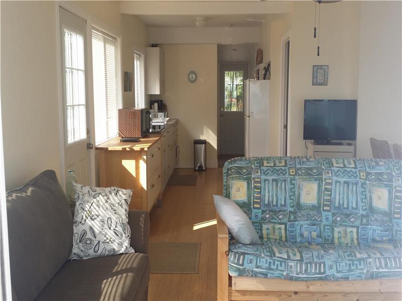 Port Maitland Beach House great Dunnville Cottage Rental DI18163