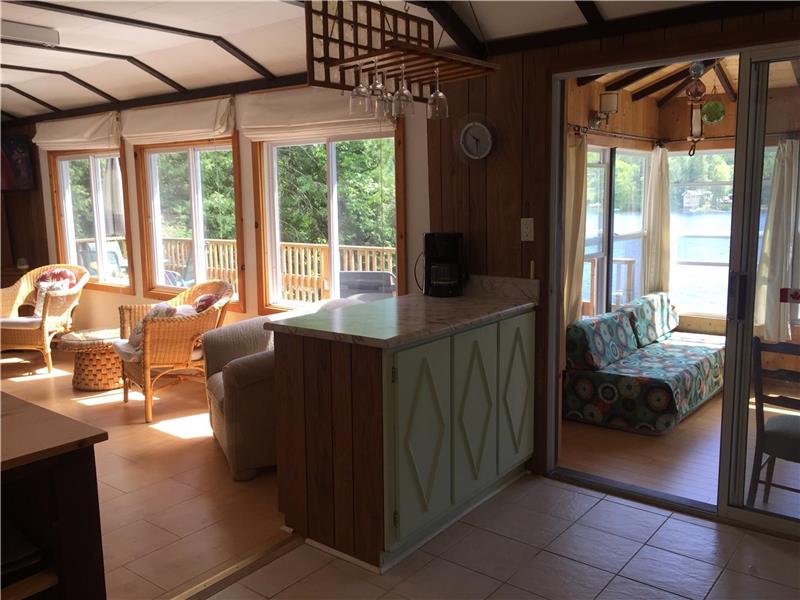 Brendan's Cove Cottage Lac Gauvreau Wakefield Cottage Rental DI