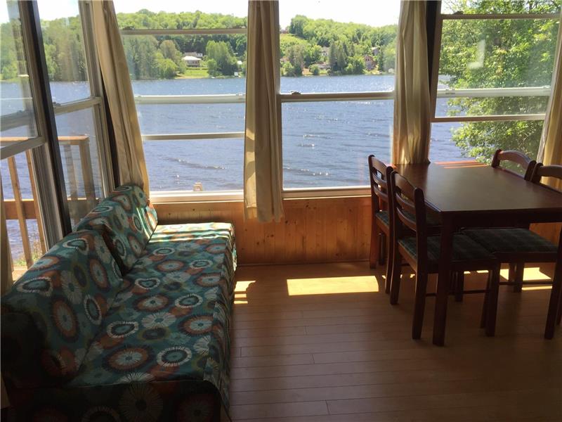 Brendan's Cove Cottage Lac Gauvreau Wakefield Cottage Rental DI