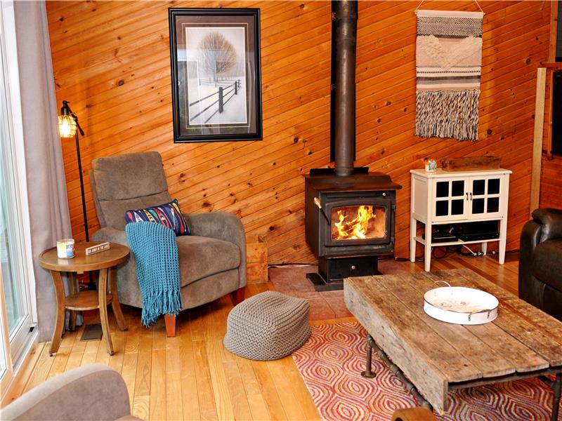 Shadow Lake 4 Season Cottage Norland Cottage Rental DI18764