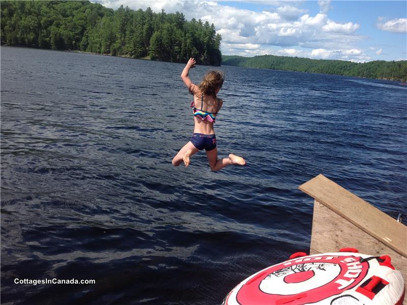 Barnstone Retreat. Luxury MulgraveetDerry Cottage Rental DI19386