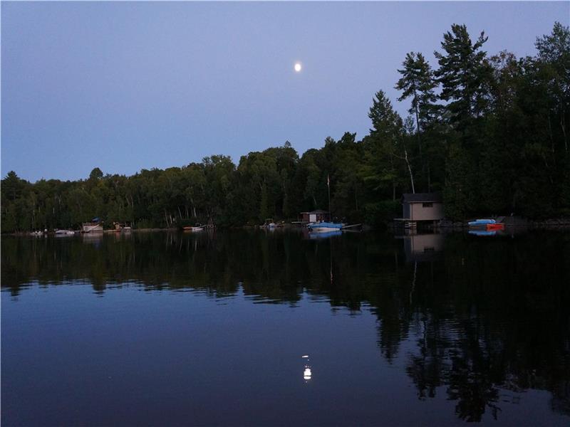 Crystal Lake Cottage Bobcaygeon Cottage Rental DI19470