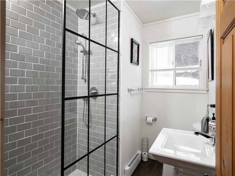 Pineview Port Carling Cottage Rental PL19494 CottagesInCanada