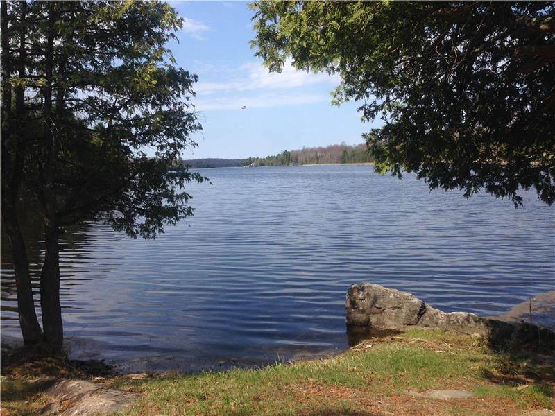 Private Lake Cottage near Perth Cottage Rental GL19543 CottagesInCanada