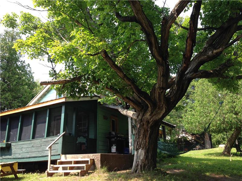 Private Lake Cottage near Perth Cottage Rental GL19543 CottagesInCanada