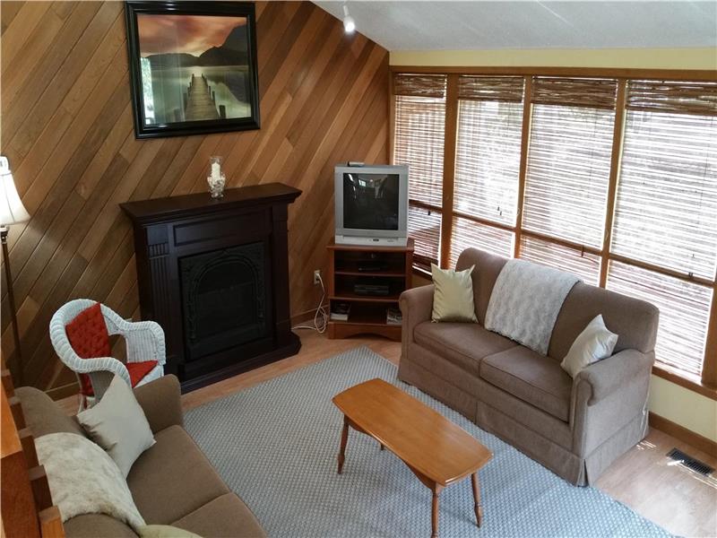 Beach Trail Cottage Southcott Pines Grand Bend Cottage Rental