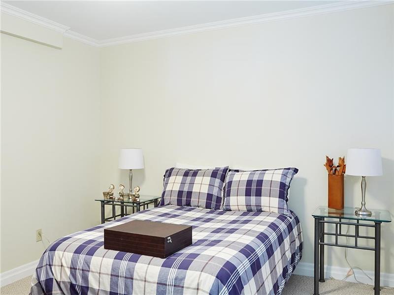 NEW 5* WATERFRONT FAMILY LAKEHOUSE Orillia Cottage Rental DI20264