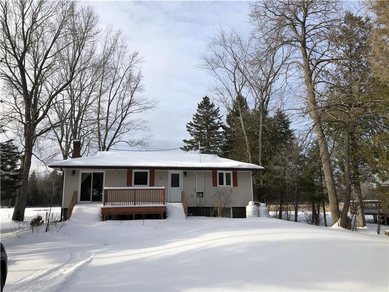 Cottage Rental in Bobcaygeon Bobcaygeon Cottage Rental PL20283