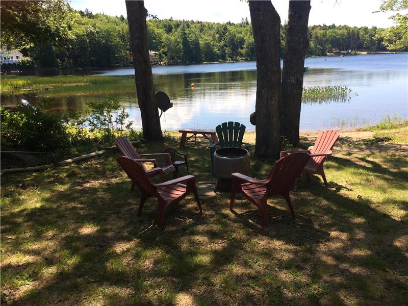 Hemlock Cottage Lake Side Digby Cottage Rental GL20417 CottagesInCanada