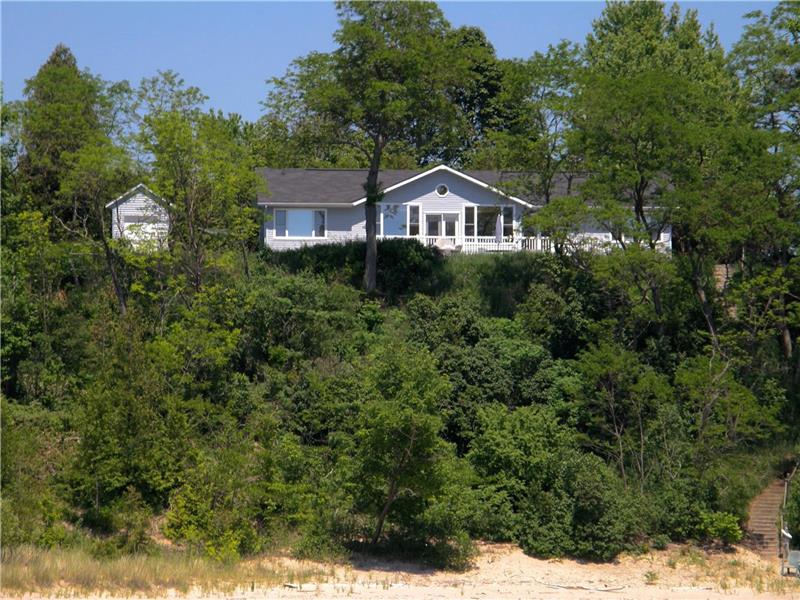 Grand Bend Cottage Mystic Bay Grand Bend Cottage Rental PL20533