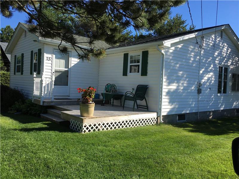 Beachy Keen In Parlee Beach Shediac Cottage Rental GL20618