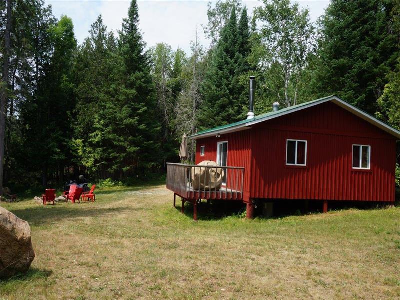 Cedar Wood Cabin at Madawaska River Griffith Cottage Rental DI
