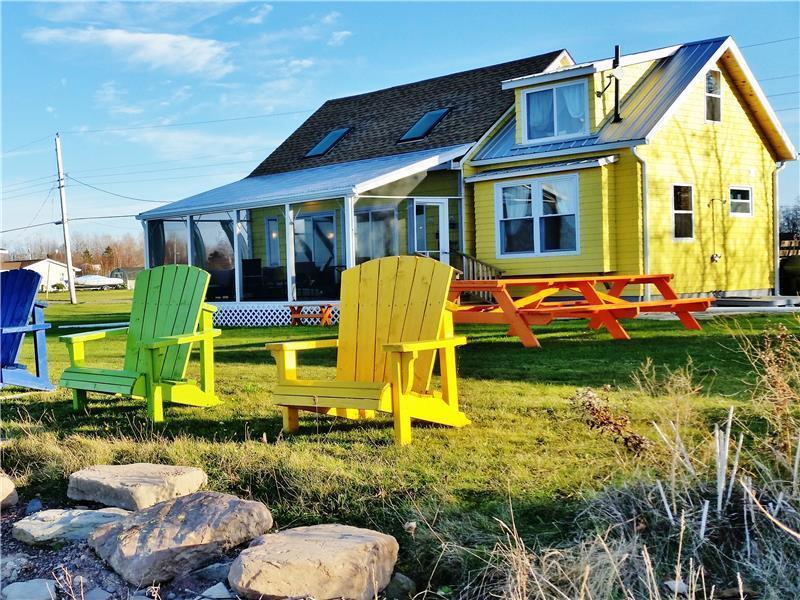 TRUE BEACHFRONT BLISSAUG 2019 Tatamagouche Cottage Rental DI20725