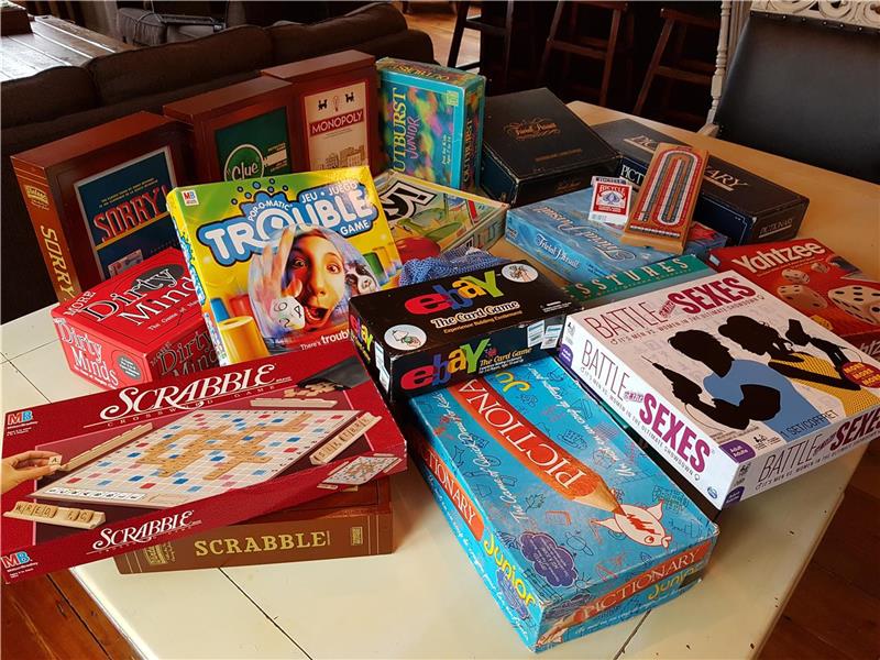 Luxury on Falls Lake, Nova Scotia Windsor Cottage Rental DI20743