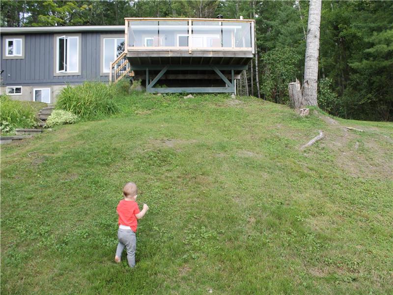 yearround retreat Heney LacSainteMarie Cottage Rental