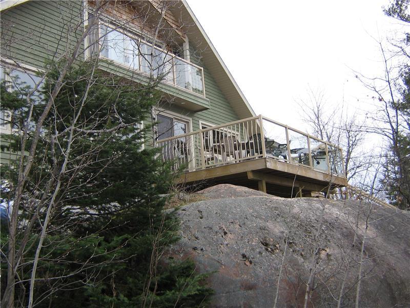 OCR Maple Lake Cottage (F174) on Parry Sound Cottage Rental PL