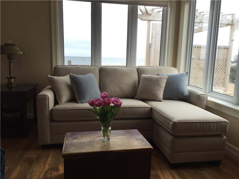 The Beach House on the Dunes Bouctouche Cottage Rental DI21632 CottagesInCanada