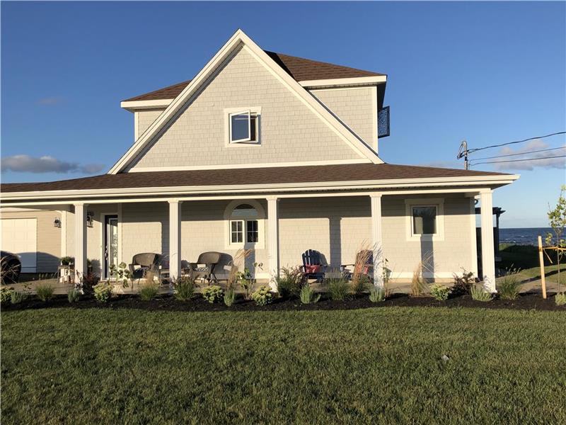 The Beach House on the Dunes Bouctouche Cottage Rental DI21632