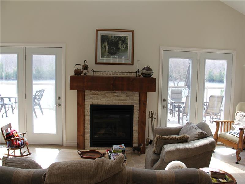 Whitestone Lake Executive Cottage Dunchurch Cottage Rental PL