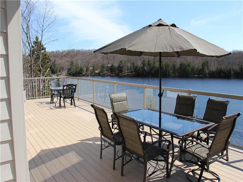 Whitestone Lake Executive Cottage Dunchurch Cottage Rental PL