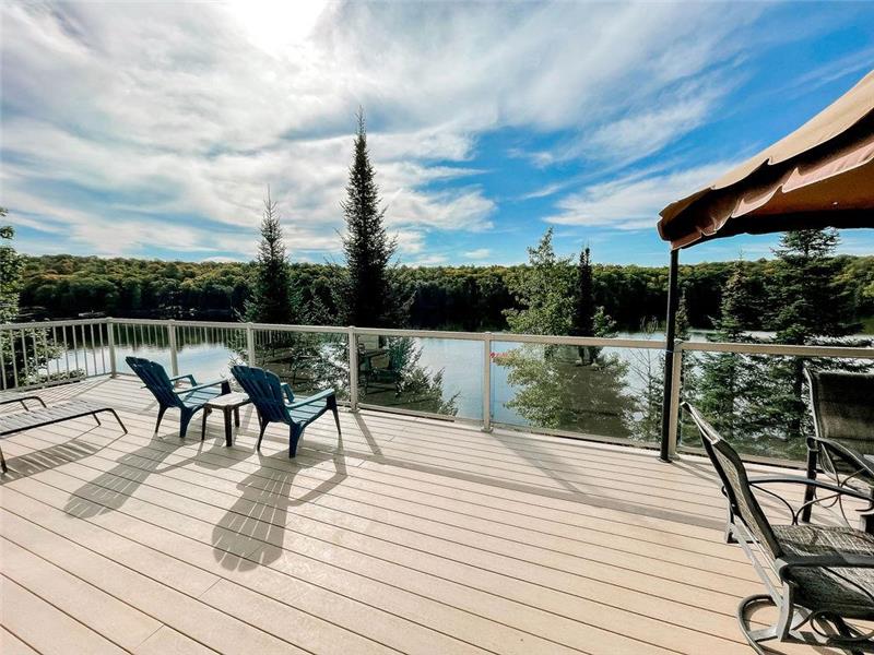 Whitestone Lake Executive Cottage Dunchurch Cottage Rental PL