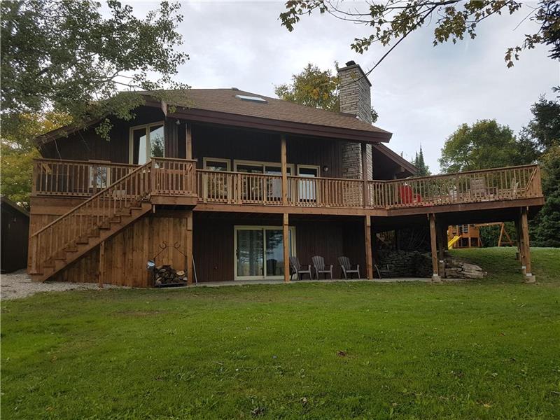 Miller Shore Lake House Miller Lake Cottage Rental DI22083