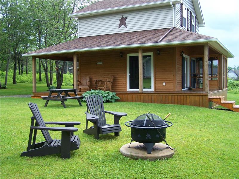 Peaceful waterfront cottage near StLouisDeKent Cottage Rental GL