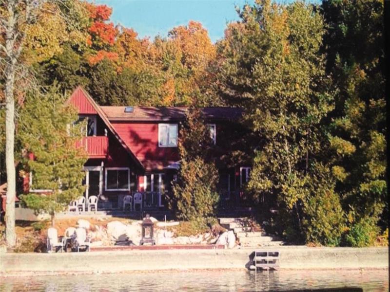 The Charleston Lakehouse Athens Cottage Rental DI22471