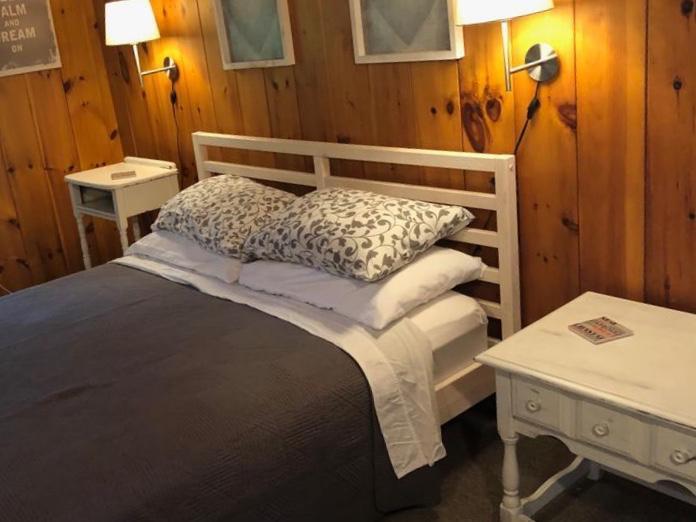 SHEDIAC BRIDGE SEASIDE COTTAGE WITH Shediac Bridge Cottage Rental