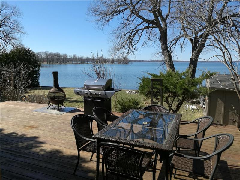 Couchiching Point Lakefront Orillia Cottage Rental Gl 23237