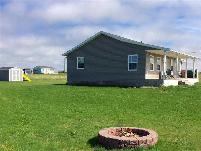 "Andi's Golden Getaway" A Darnley Cottage Rental GL23253