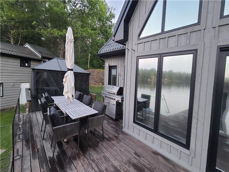 Beautiful waterfront cottage Coldwater Cottage Rental DI23437