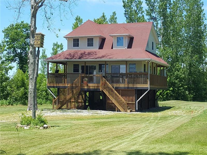 Venture Pelee By The Lake Pelee Pelee Island Cottage Rental