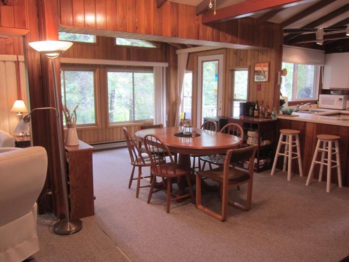 Falcon Lake View and Access Falcon Beach Cottage Rental GL23537
