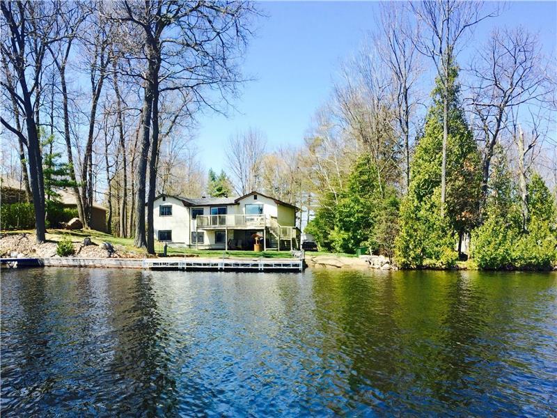 BEAUTIFUL SUGARBUSH ESTATES "THE Fenelon Falls Cottage Rental DI