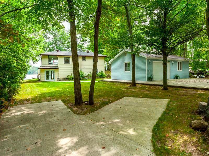 BEAUTIFUL SUGARBUSH ESTATES "THE Fenelon Falls Cottage Rental DI