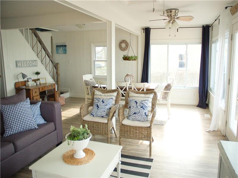 Lakefront Cottage right on Wainfleet Cottage Rental DI23613