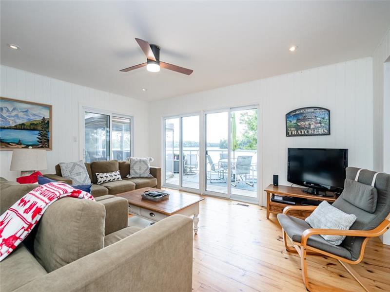 Pine Cottage Lake of Bays Baysville Cottage Rental DI23775