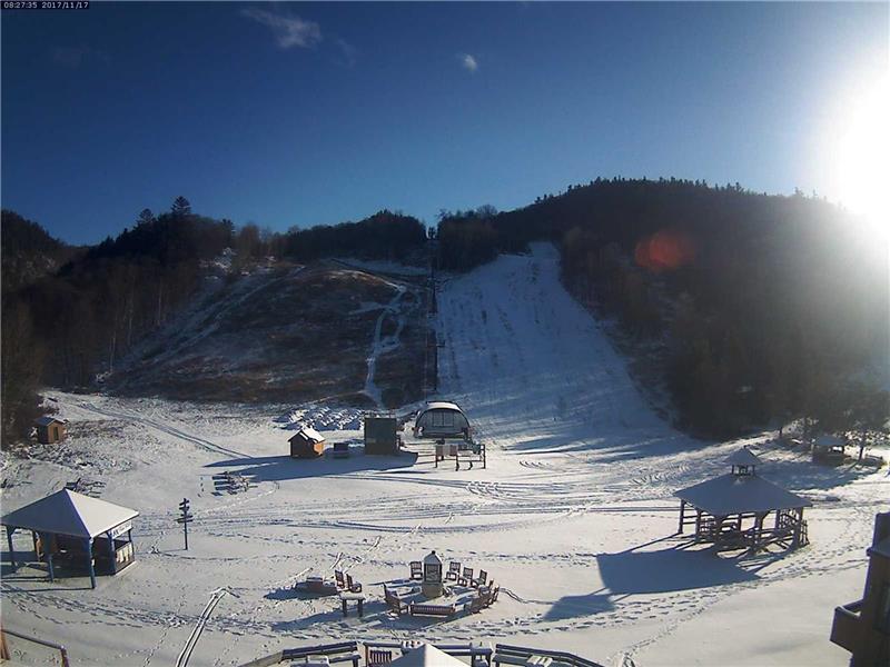 WATERFRONT CHALET Mont St. Marie Gracefield Cottage Rental DI23823