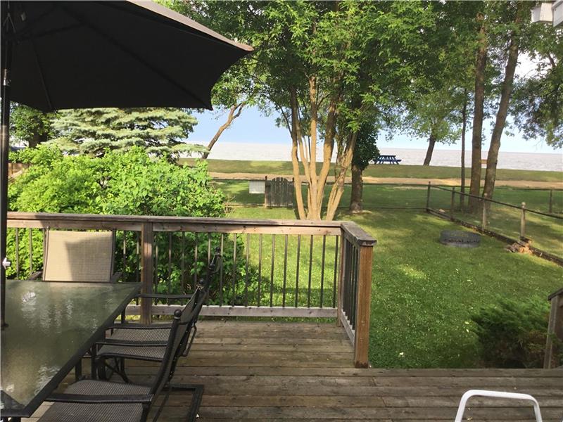 Little Cottage on the Lake, Gimli, Gimli Cottage Rental PL23886 CottagesInCanada