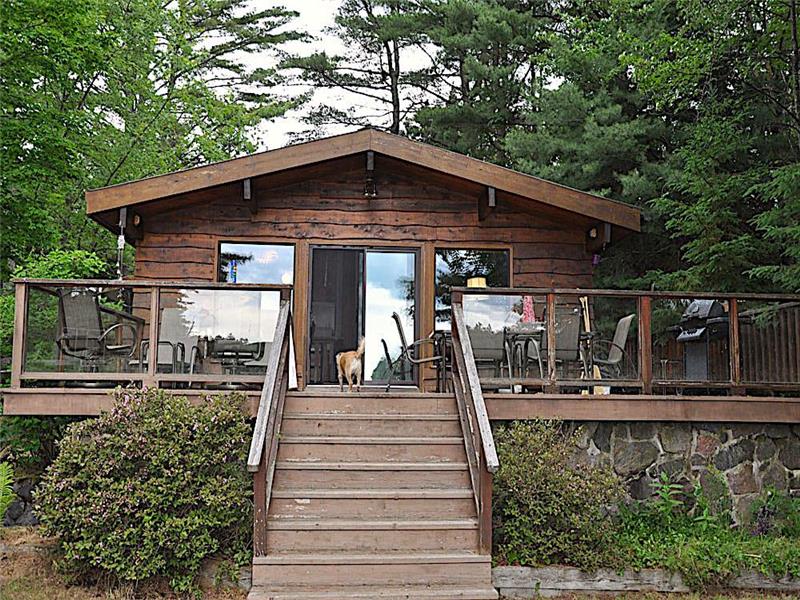 Little Benoir Lake Traditional Wilberforce Cottage Rental Di